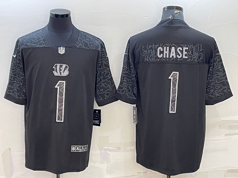 Men’s Cincinnati Bengals Ja’Marr Chase #1 Black RFLCTV Limited Jersey